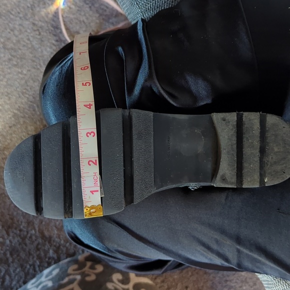 Black leather knee-high boot - Picture 15 of 15